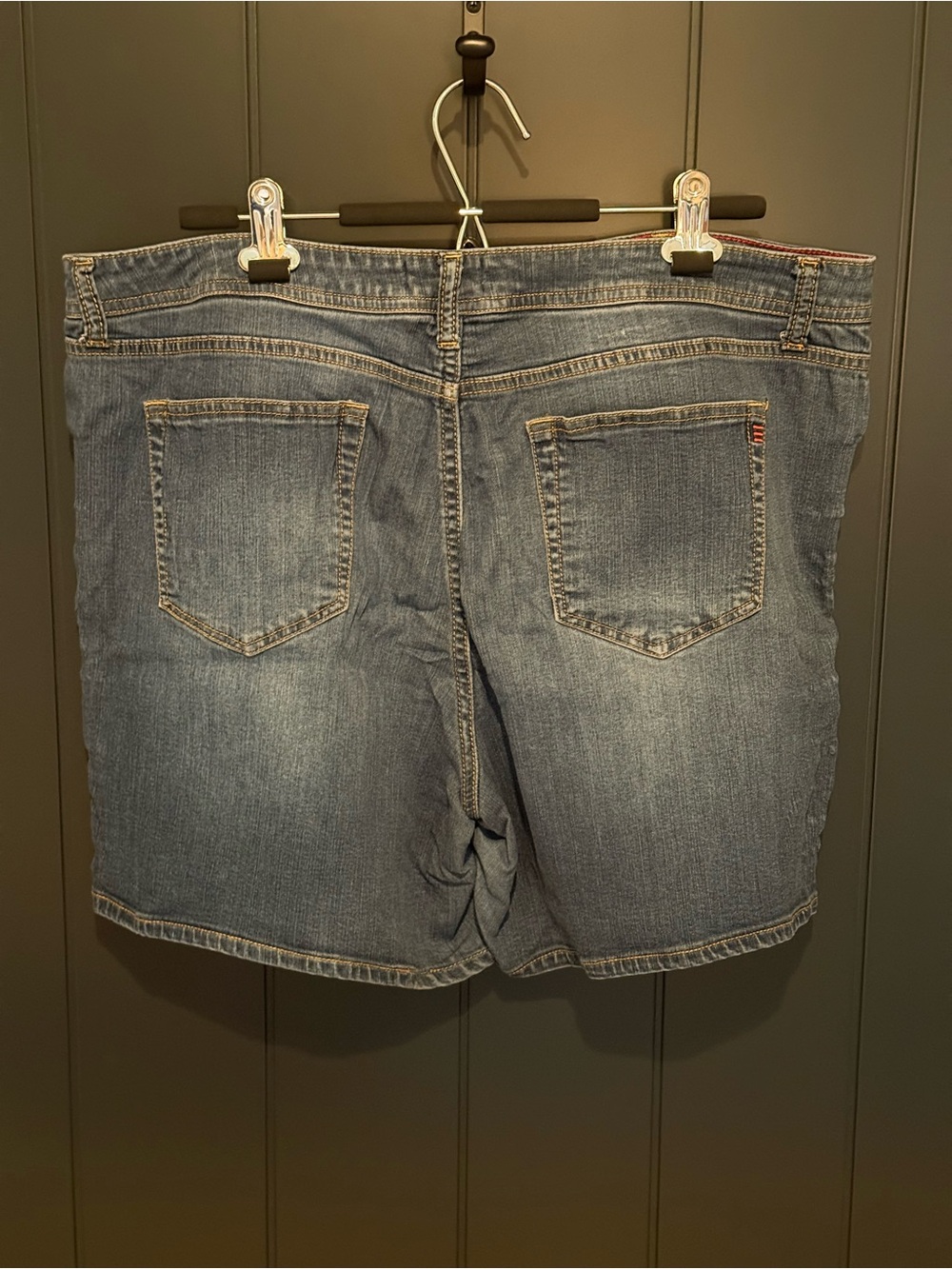 🌈 EV1 Alex Relaxed Denim Boho Shorts with Colorful Side Stitched Trim - Size 16 - Picture 9 of 15